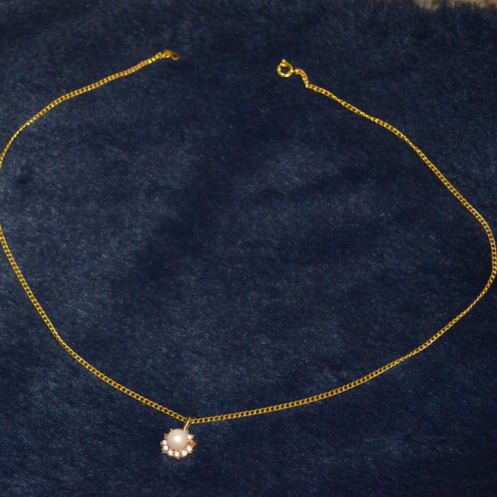 Unknown Source Necklace Pendant Gold Plated Faux Pearl Clasp 9.5'